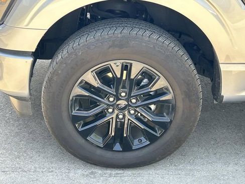 Used 2025 Ford F150 Lariat w/ Equipment Group 501A Mid AWD/4WD image 10