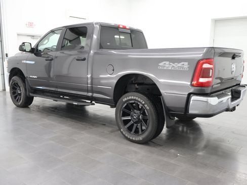 Used 2022 RAM 2500 Big Horn w/ Level C Equiment Group AWD/4WD image 6