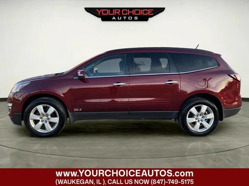 Used 2017 Chevrolet Traverse LT w/ Style and Technology Package AWD/4WD image 2