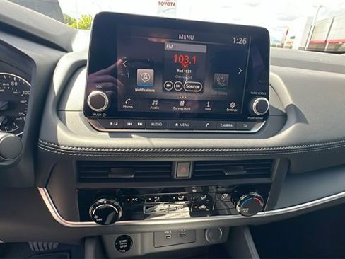 New 2026 Nissan Rogue S image 25