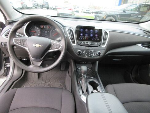 Used 2023 Chevrolet Malibu LT w/ LPO, Floor Liner Package image 14