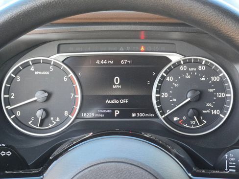 Used 2023 Nissan Rogue SV image 23