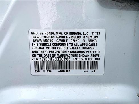 Used 2014 Acura ILX w/ Technology Package FWD image 27