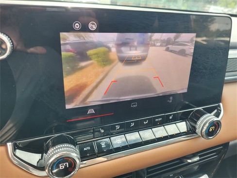 New 2025 GMC Canyon AT4 image 30