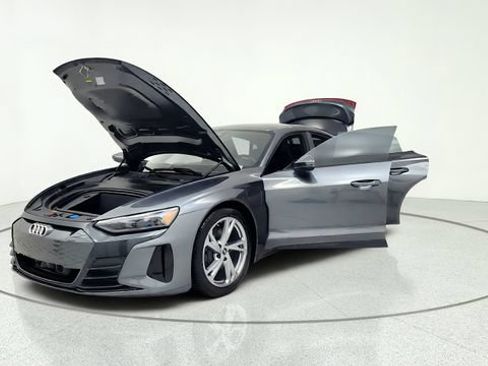 Used 2023 Audi e-tron GT Premium Plus AWD/4WD image 13