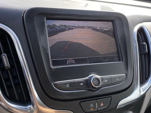 Used 2023 Chevrolet Equinox LT image 18