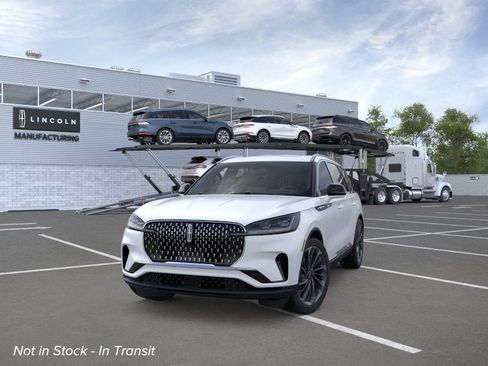 New 2026 Lincoln Aviator Reserve AWD/4WD image 2