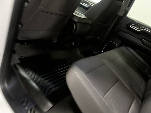 Used 2022 Chevrolet Silverado 1500 LT image 17