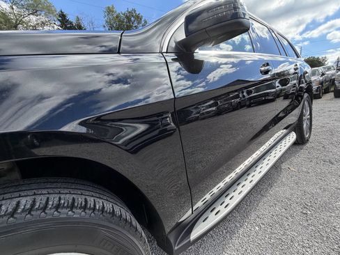 Used 2014 Mercedes-Benz GL 450 4MATIC image 2