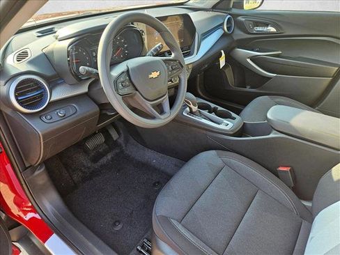 New 2026 Chevrolet Trax LS image 3