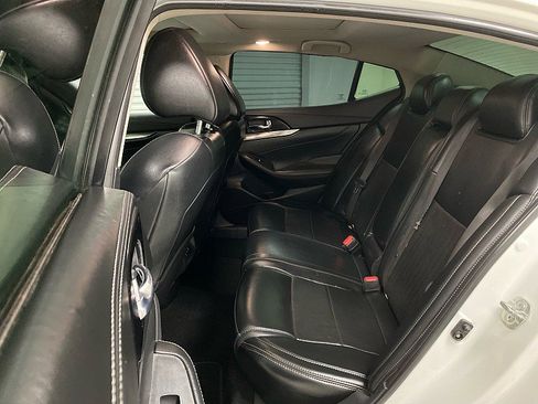 Used 2020 Nissan Maxima 3.5 SL w/ Floor Mat Group image 16