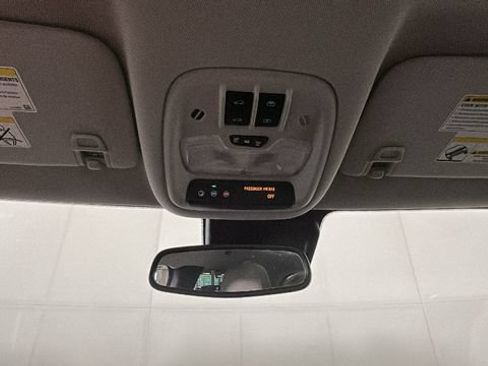 Used 2021 Chevrolet TrailBlazer LT w/ Sun and Liftgate Package FWD image 25