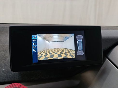 Used 2018 BMW i3 w/ Range Extender image 30