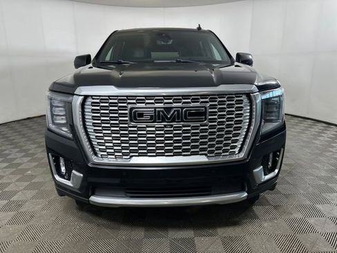 Used 2021 GMC Yukon XL Denali w/ Denali Ultimate Package AWD/4WD image 8