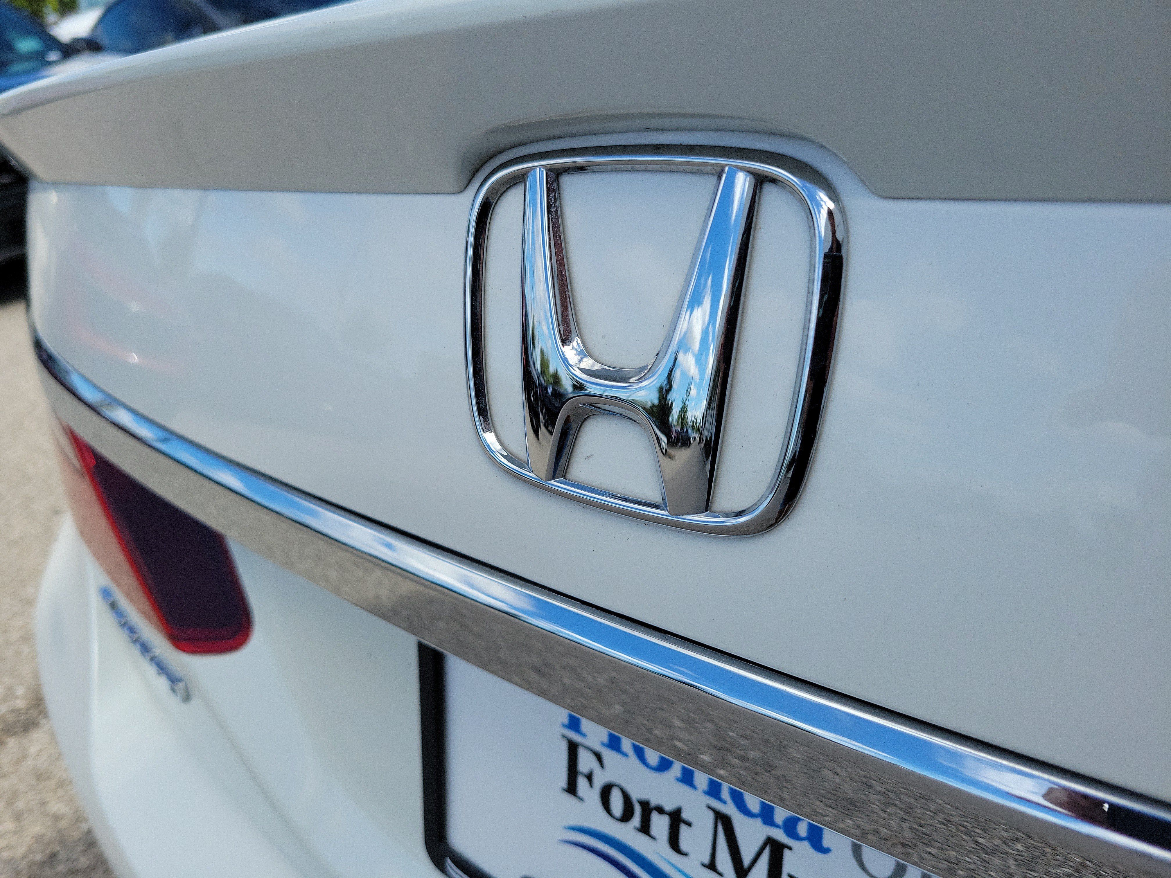 Used 2016 Honda Accord Touring image 8