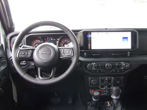 New 2026 Jeep Wrangler Unlimited Rubicon image 5