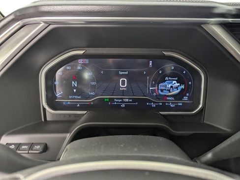 Used 2024 GMC Sierra 3500 Denali w/ Denali Reserve Package AWD/4WD image 11