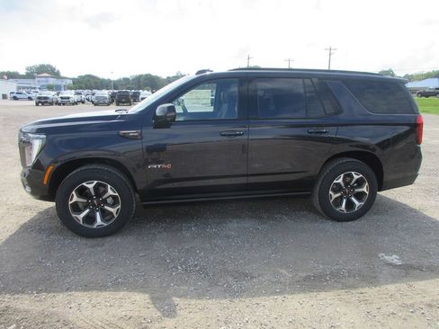 New 2026 GMC Yukon AT4 Ultimate AWD/4WD image 7