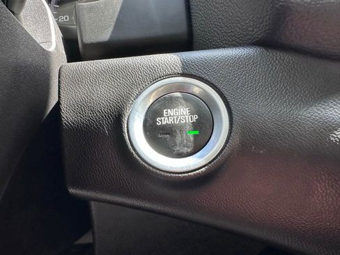 Used 2018 GMC Terrain SLE image 41