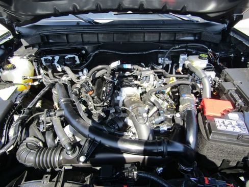 Used 2025 Ford Bronco Badlands AWD/4WD image 43