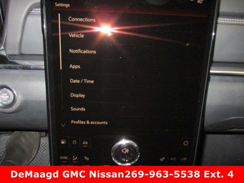 New 2026 GMC Terrain Elevation image 29