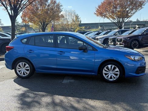 Certified 2023 Subaru Impreza 2.0i image 5