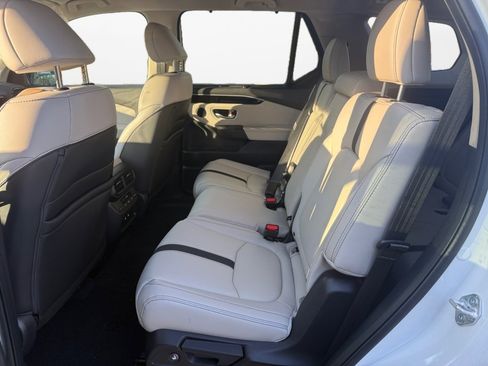 Used 2026 Honda Pilot EX-L image 13