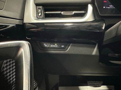 Used 2025 BMW X1 xDrive28i image 17