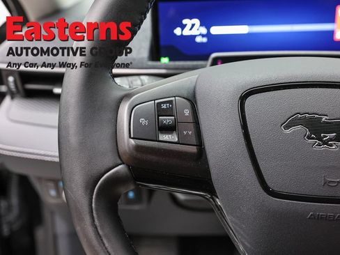 Used 2025 Ford Mustang Mach-E Premium AWD/4WD image 15