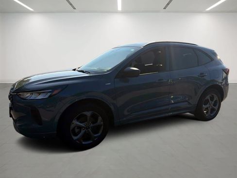 Used 2024 Ford Escape ST-Line w/ Tech Pack #1 AWD/4WD image 1