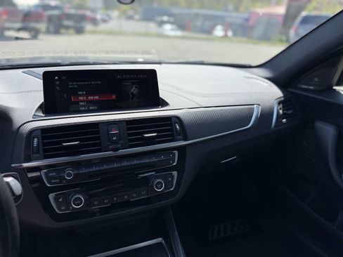 Used 2018 BMW M2 image 13