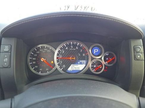 Used 2015 Nissan GT-R Premium AWD/4WD image 13
