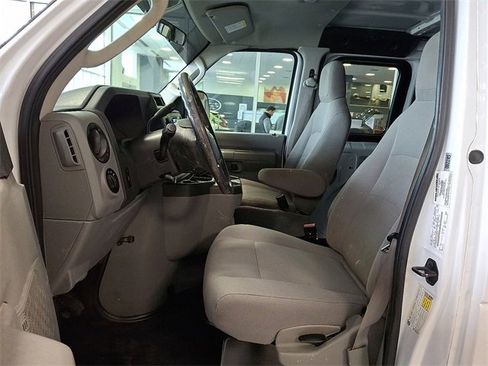 Used 2014 Ford E-150 and Econoline 150 image 12