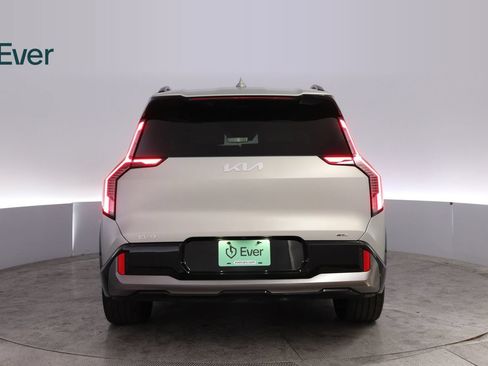 Used 2024 Kia EV9 GT-Line AWD/4WD image 15