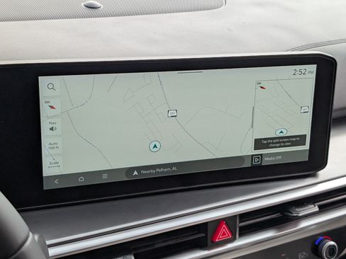 Used 2025 Kia Sorento S w/ Panoramic Sunroof Package FWD image 32