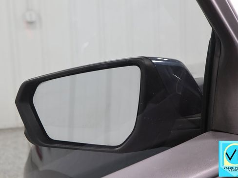 Used 2018 GMC Terrain SLE image 21