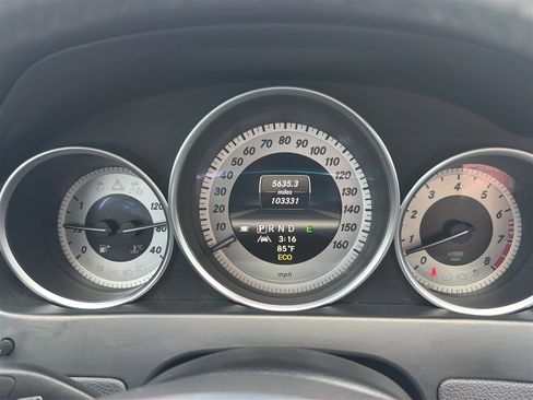 Used 2013 Mercedes-Benz C 300 4MATIC Sedan image 24