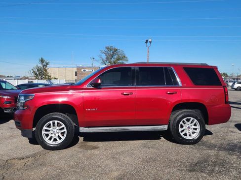 Used 2015 Chevrolet Tahoe LT w/ Luxury Package RWD image 1