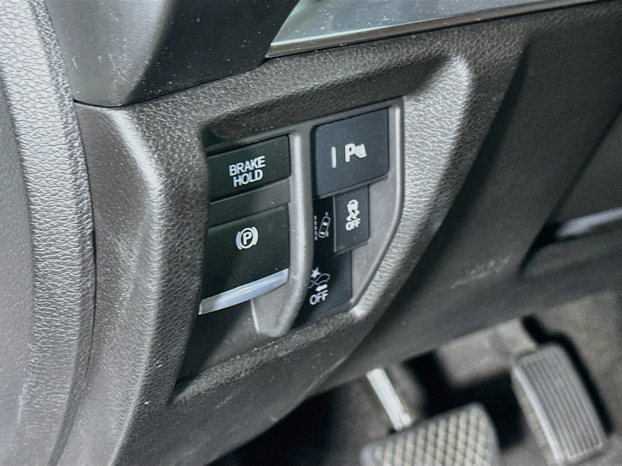 Used 2020 Acura MDX w/ Technology Package AWD/4WD image 16