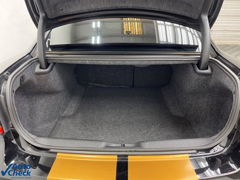 Used 2023 Dodge Charger R/T w/ Blacktop Package image 22