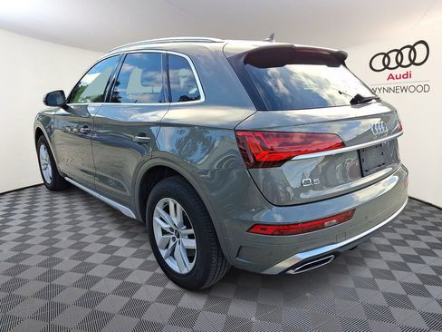 Used 2023 Audi Q5 2.0T Premium w/ Convenience Package AWD/4WD image 4