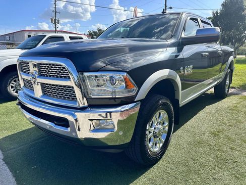 Used 2017 RAM 2500 Laramie w/ Convenience Group image 2