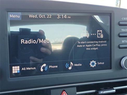 New 2025 Hyundai Elantra SE image 11