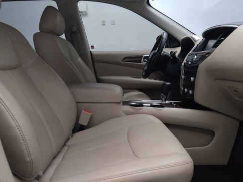 Used 2020 Nissan Pathfinder Platinum w/ Cargo Package FWD image 21