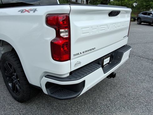 Certified 2024 Chevrolet Silverado 1500 Custom AWD/4WD image 14