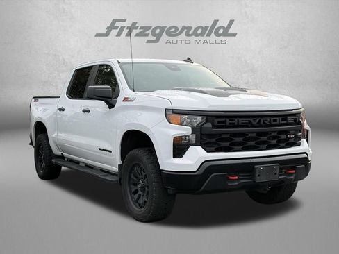 Used 2022 Chevrolet Silverado 1500 Custom Trail Boss AWD/4WD image 1