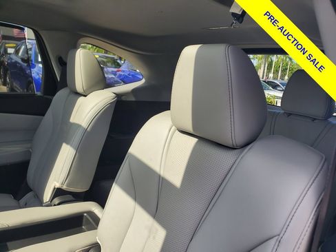 Certified 2024 Acura MDX w/ Technology Package FWD image 13