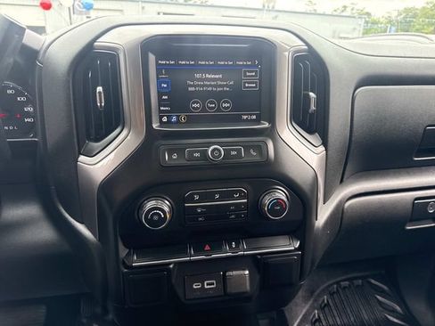 Used 2021 Chevrolet Silverado 1500 W/T AWD/4WD image 21