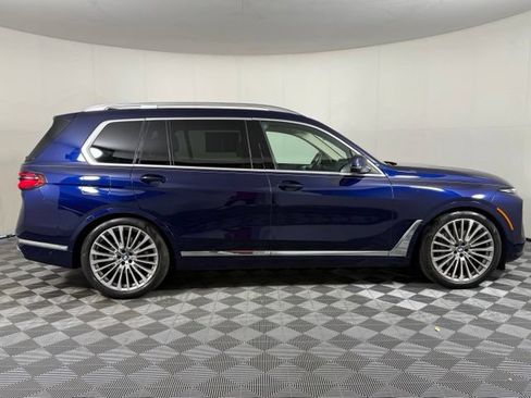 Used 2024 BMW X7 xDrive40i w/ Executive Package AWD/4WD image 9