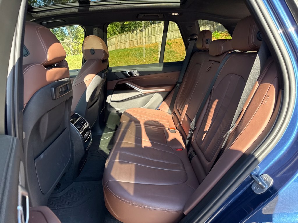 Used 2020 BMW X5 xDrive40i w/ M Sport Package AWD/4WD image 27